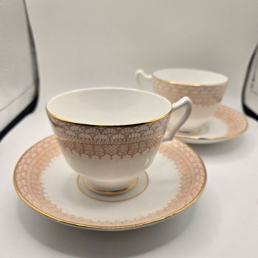 Vintage Bone China Crown Staffordshire England Tea Cups Saucers Set Of 2 Gold Tr